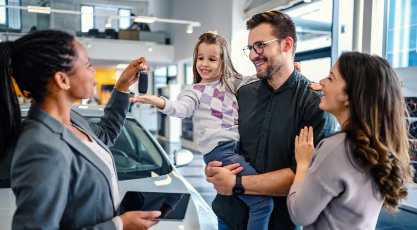 How Online Marketplaces Optimize Automotive Sales