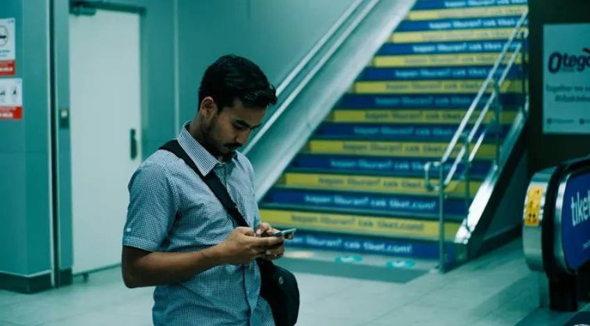 When Digital Access Shapes Opportunity